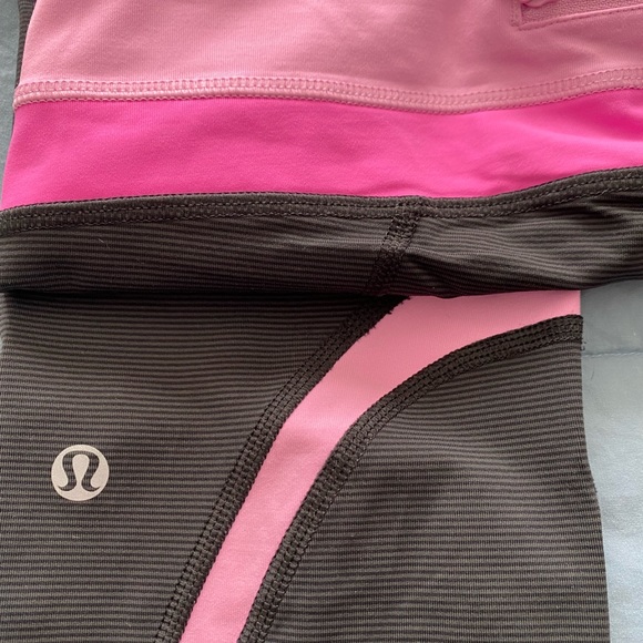 Lululemon Crops - Picture 5 of 5